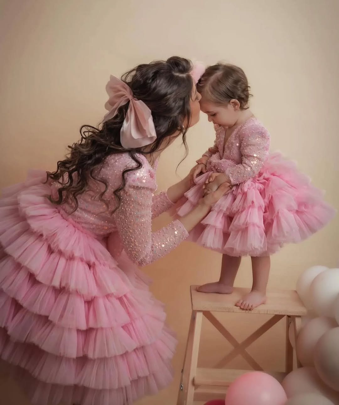 MOTHER DAUGHTER